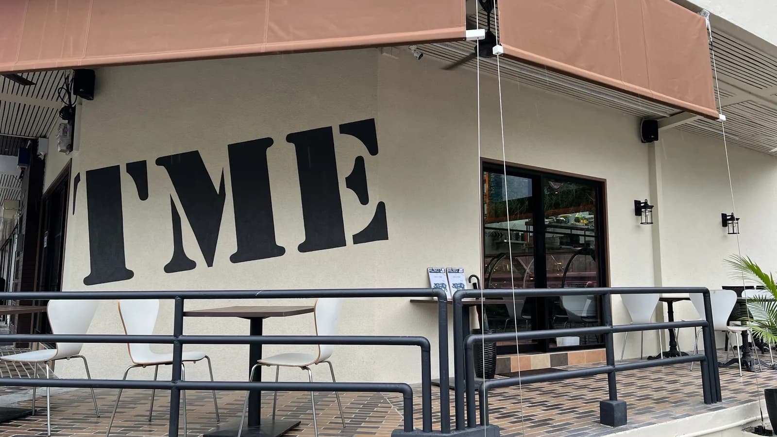 The Meat Experts Restaurant