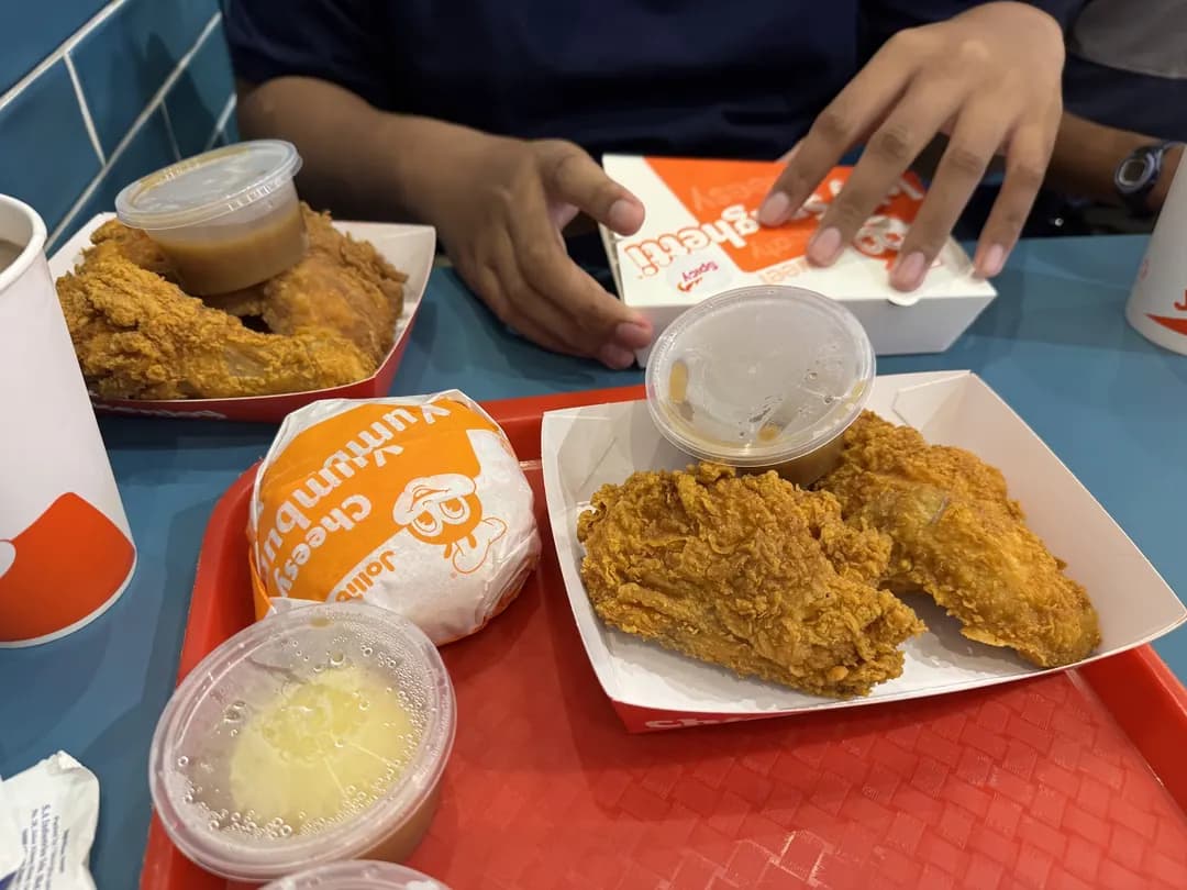 Jollibee IOI City Mall photo 3