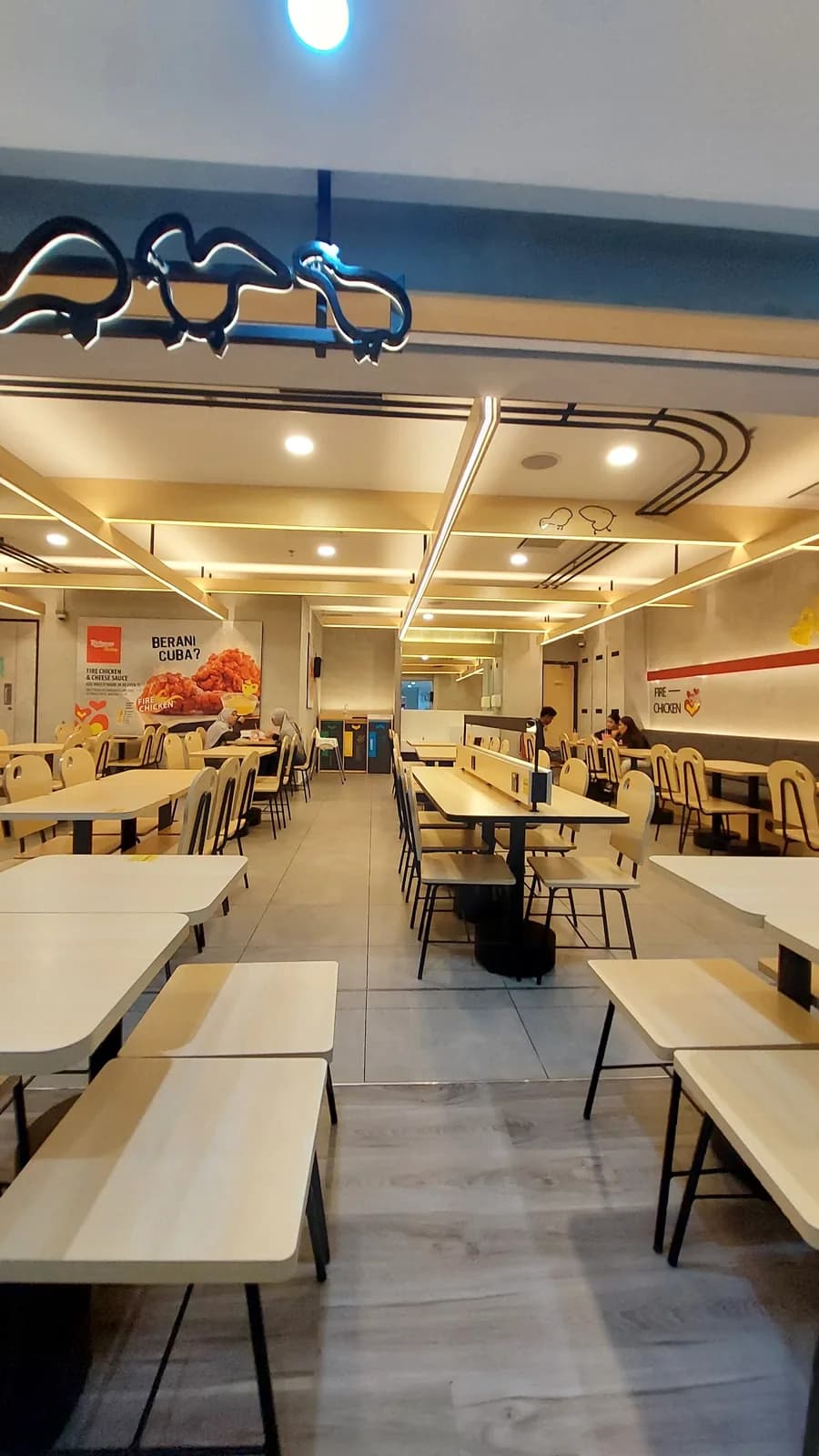 Richeese Factory Paradigm Mall JB