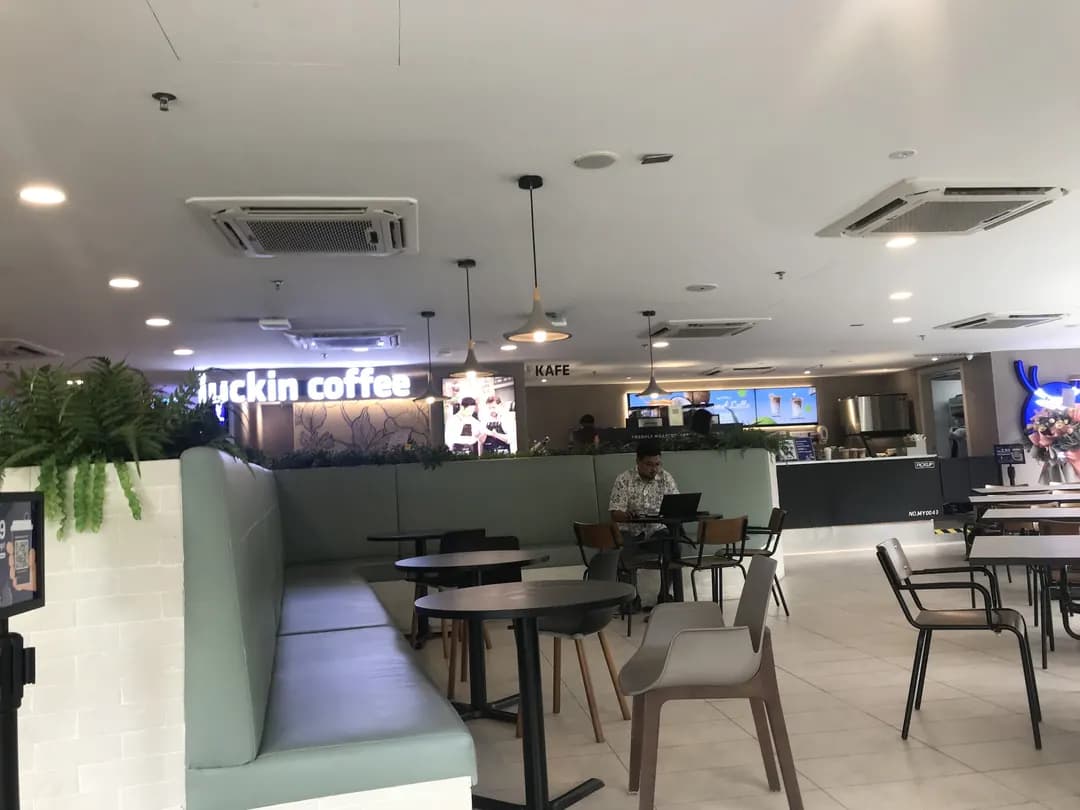 Luckin Coffee - Celcom Digi Tower PJ photo 2