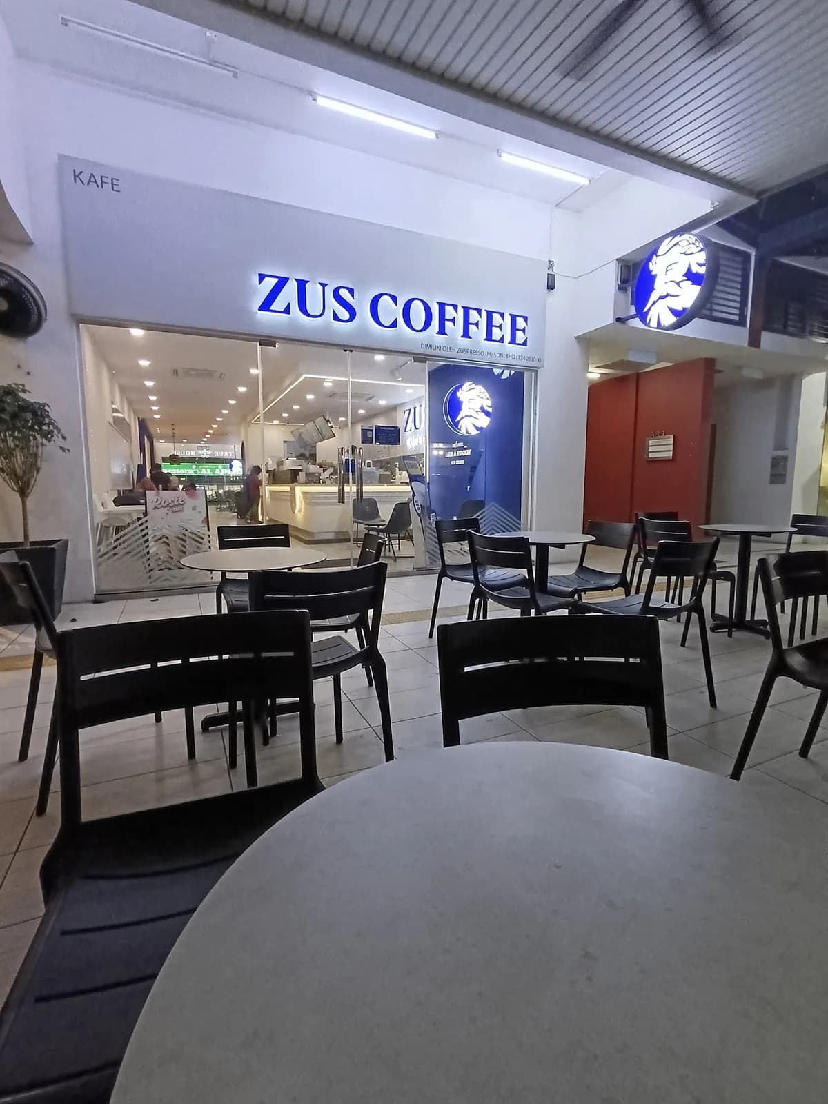 ZUS Coffee - Puchong Utama