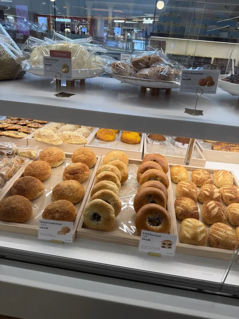 Tous Les Jours - 1 Utama photo 3