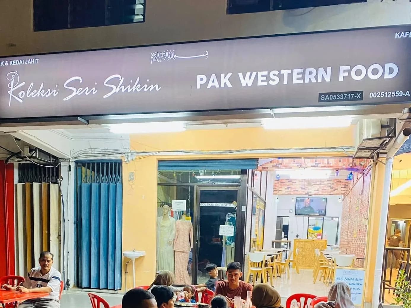 Pak Western Food Shah Alam