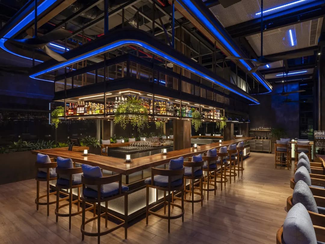 @21 Rooftop Bar photo 2