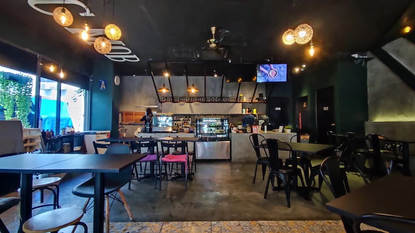 Munching Mob Cafe, Bukit Jalil