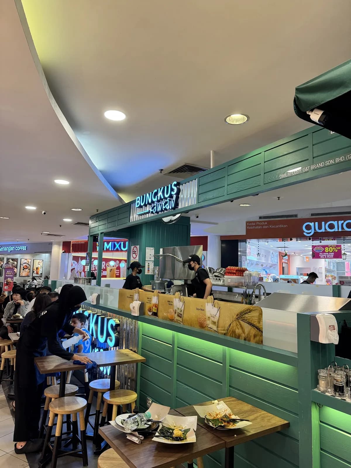 Bungkus Kaw Kaw @ Metro Point Complex