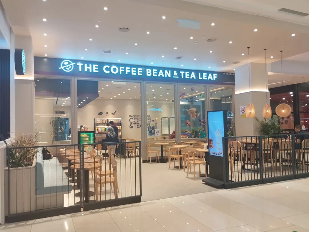 The Coffee Bean & Tea Leaf photo 2