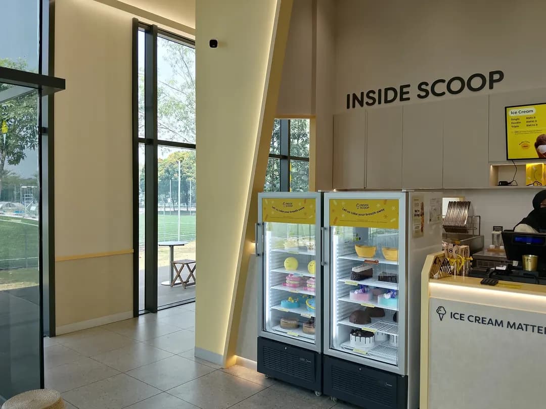 Inside Scoop Galeria SA Sentral photo 3