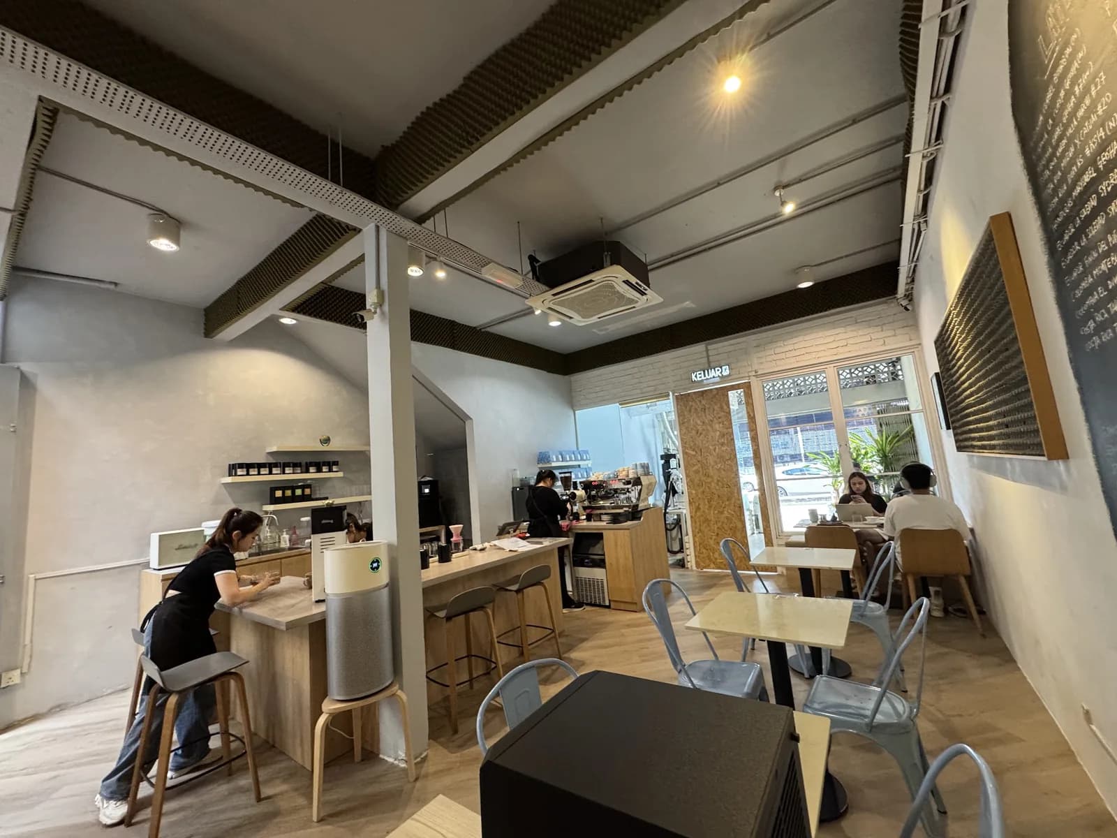 The Hub Coffee Roaster @ OUG