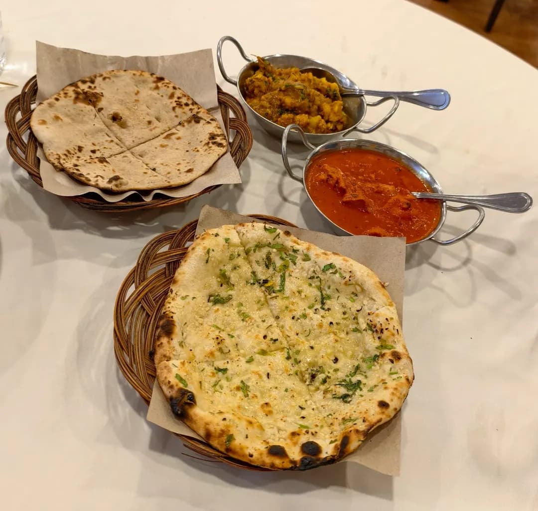D’Feringghi Tandoori House photo 3