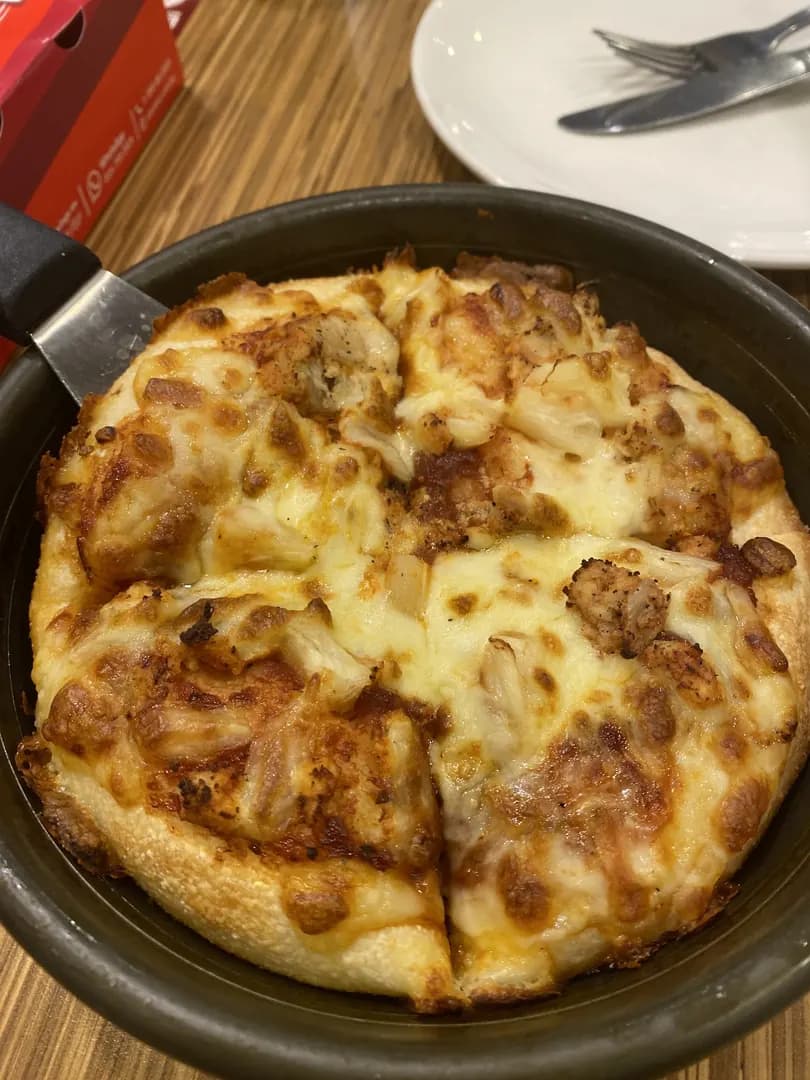 Pizza Hut photo 3