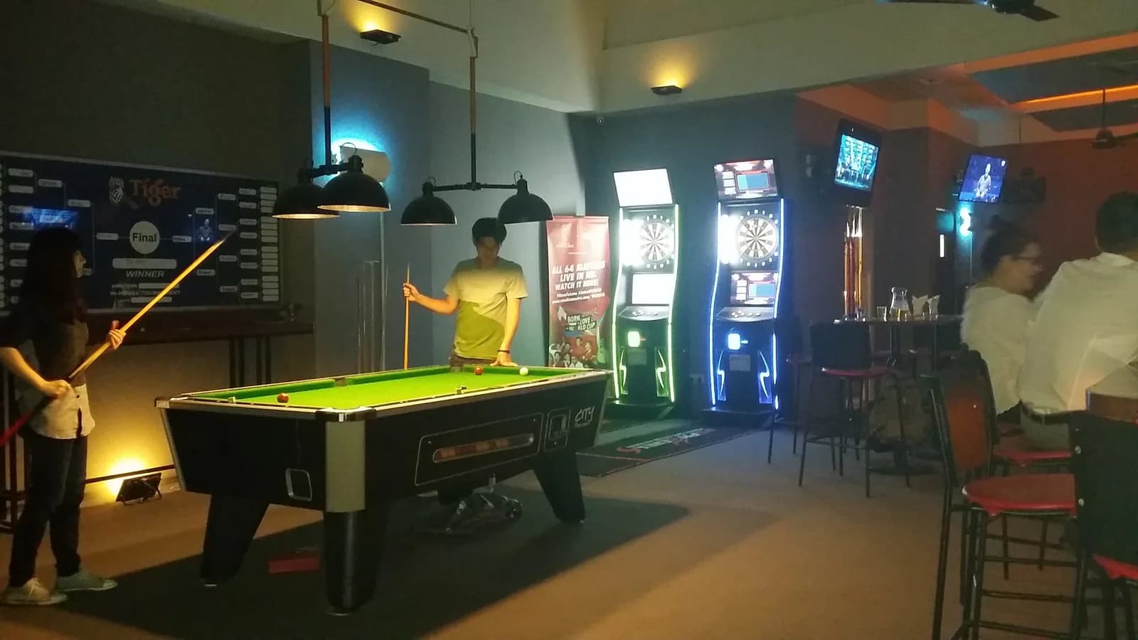 Chulo Karaoke Bar