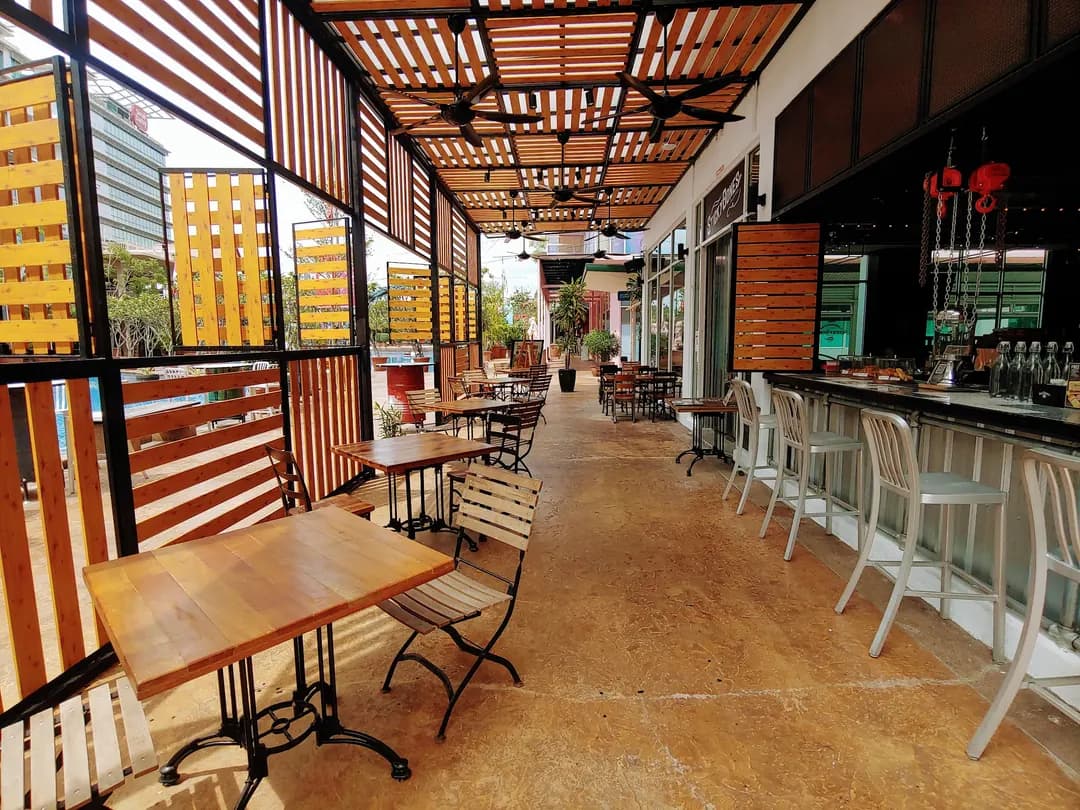 Morganfield’s Oasis Square, Ara Damansara photo 2