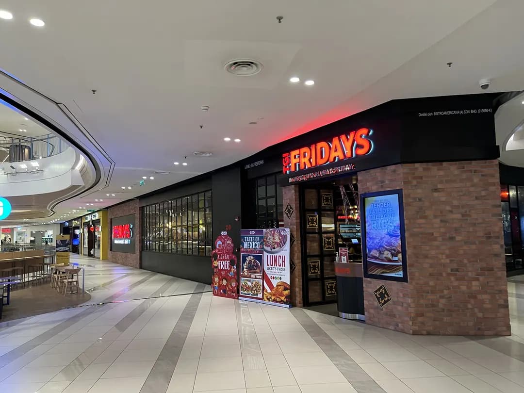 TGI Fridays - Central i-City photo 2