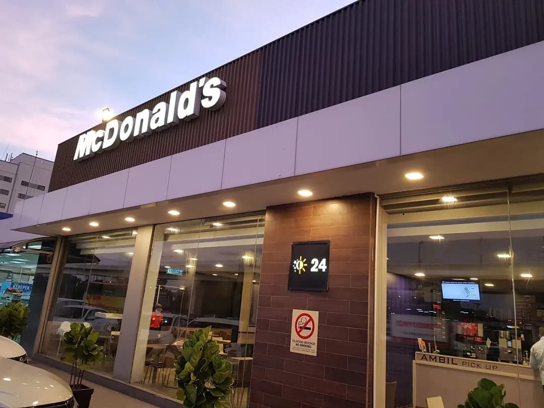 McDonald's Mobil DT @Petron Sg. Besi Toll photo 2