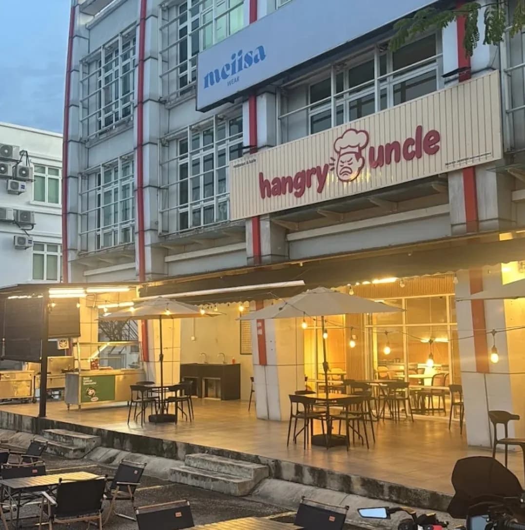 Hangry Uncle Cafe