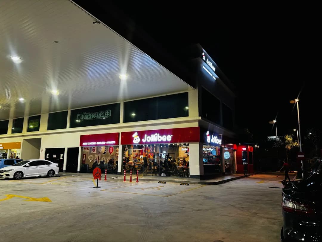 Jollibee Shell Seri Austin Drive-Thru photo 2