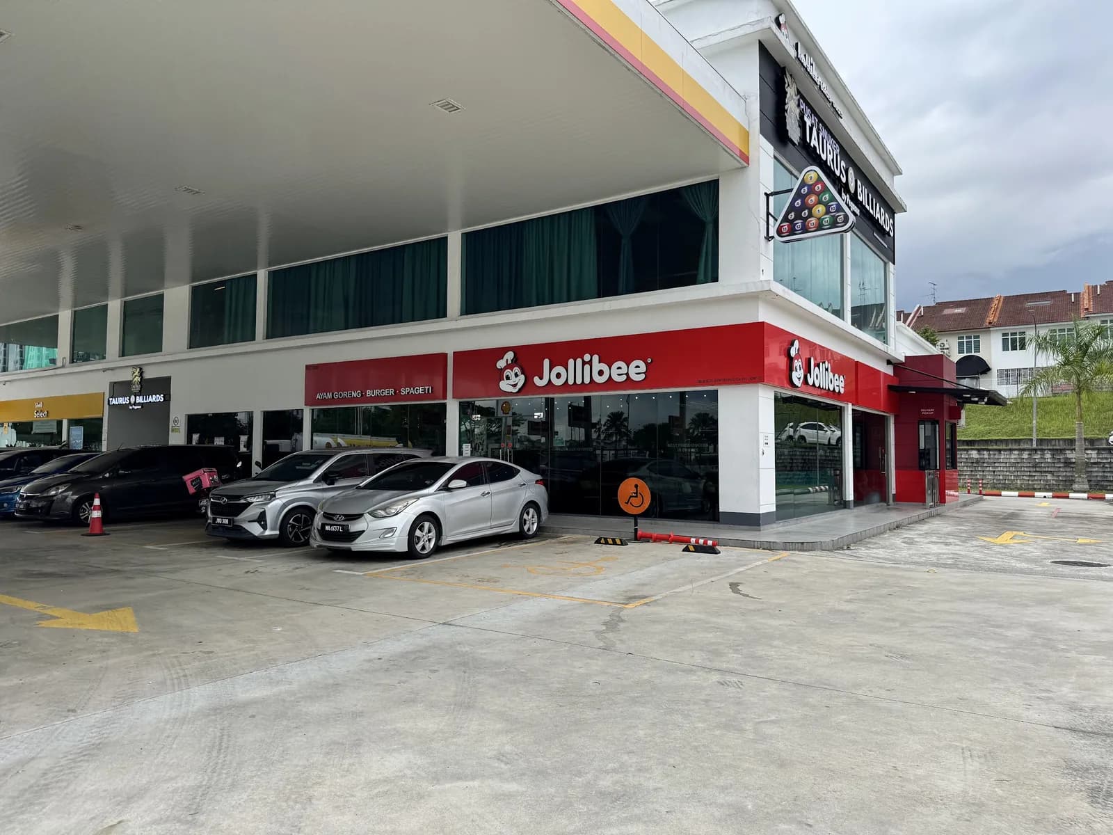 Jollibee Shell Seri Austin Drive-Thru