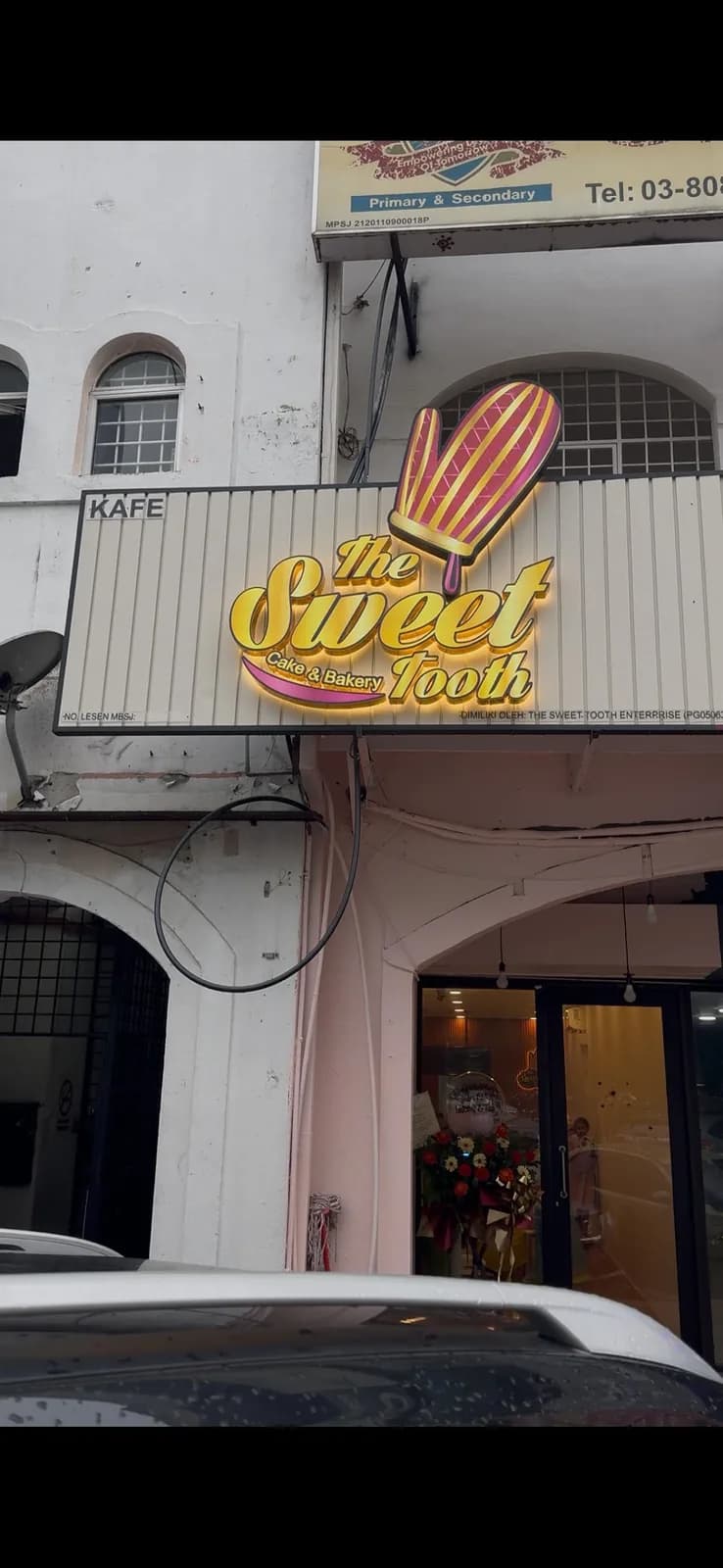The Sweet Tooth Cafe