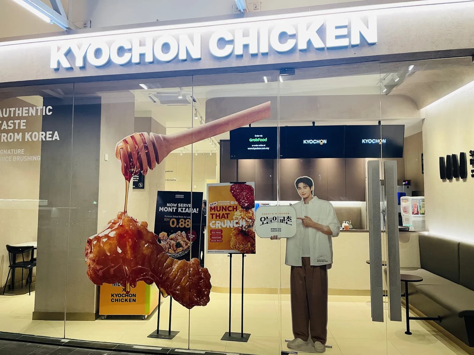 KyoChon Chicken @ VERVE Shops Mont'Kiara
