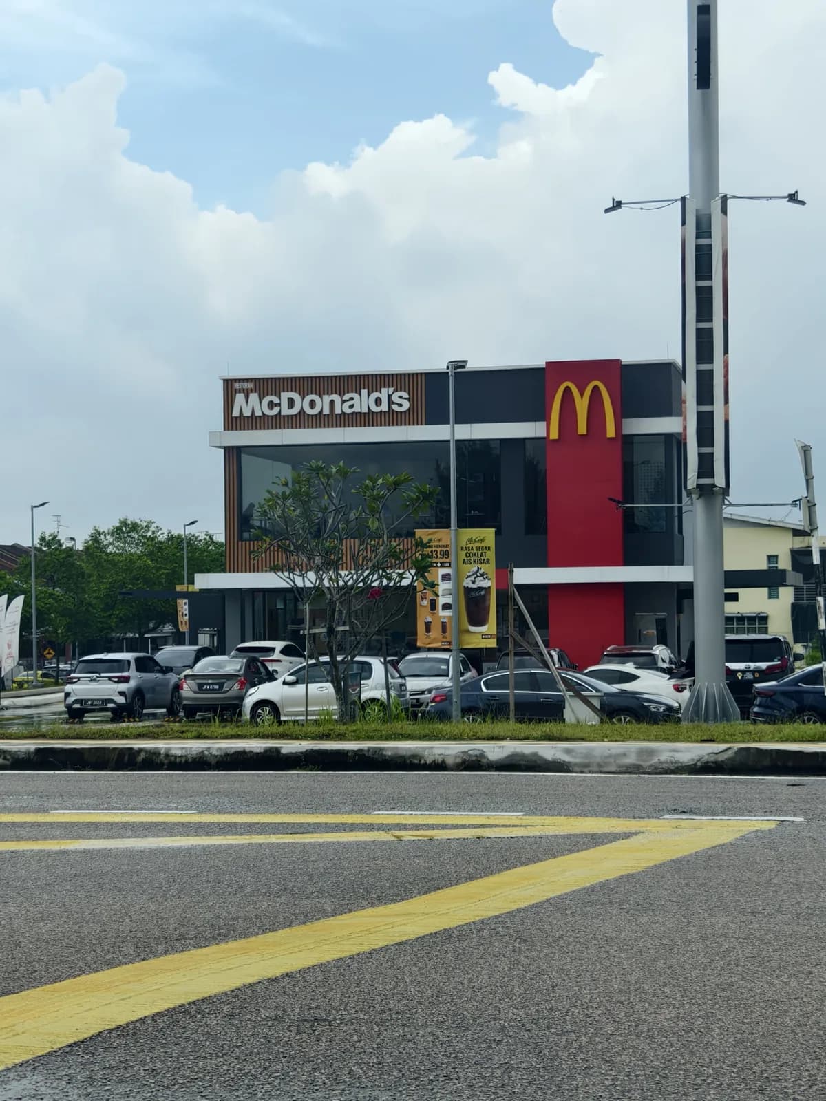 McDonald's Nusa Sentral DT