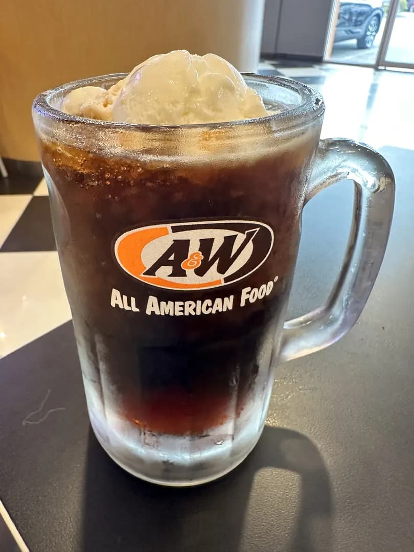 A&W Taman Daya photo 3
