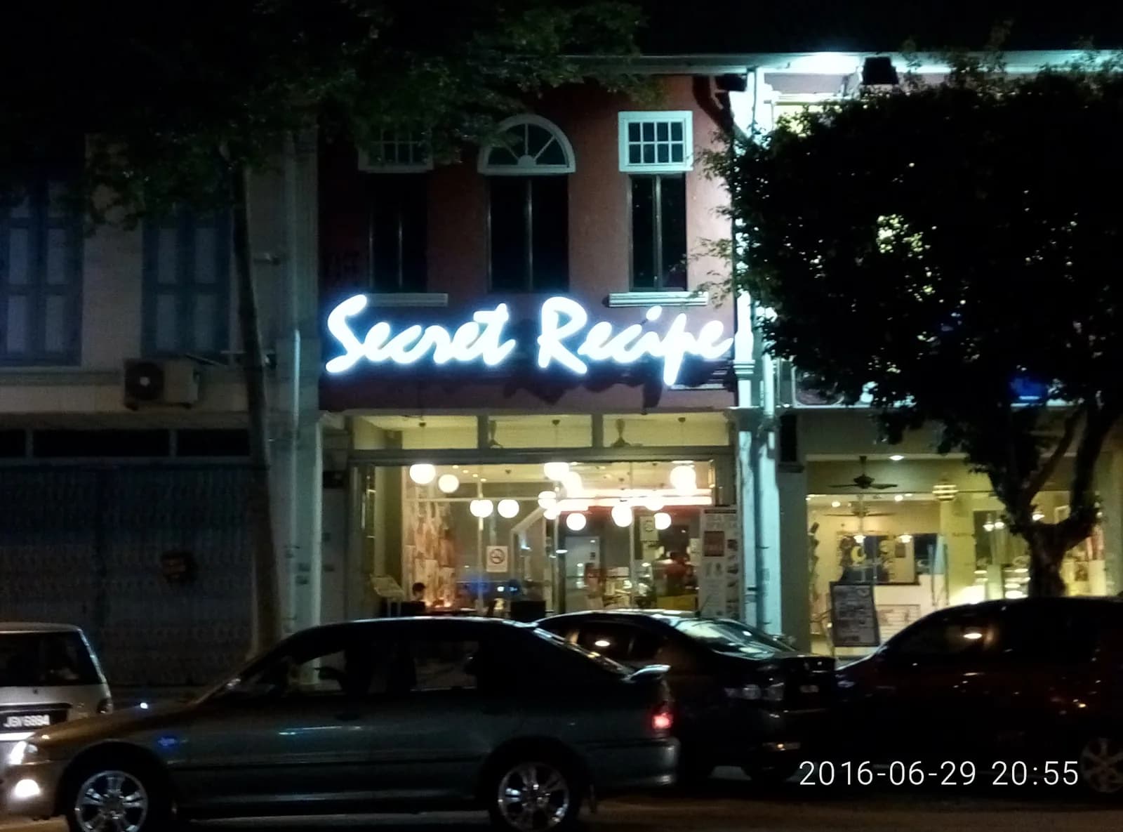 Secret Recipe Batu Pahat