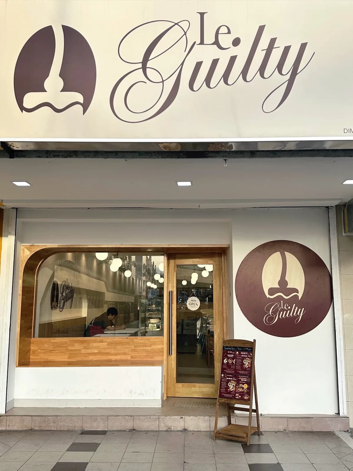 Le Guilty Cafe