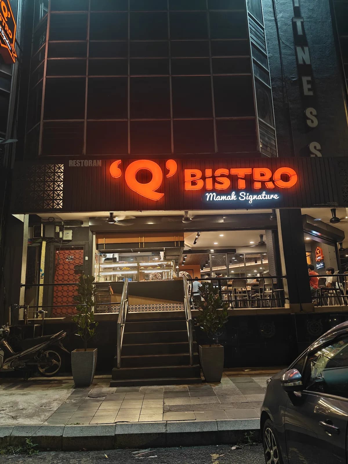Q Bistro Seksyen 9, Shah Alam