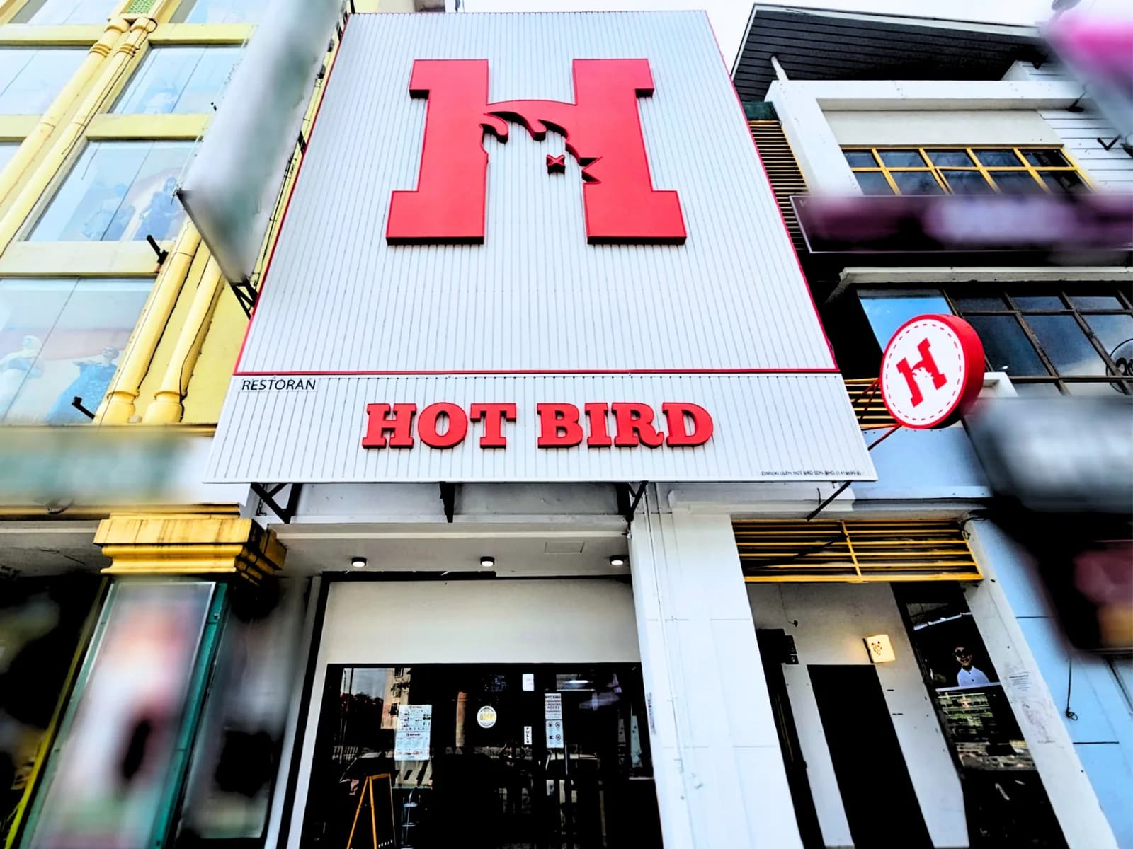 Hot Bird Shah Alam Seksyen 7