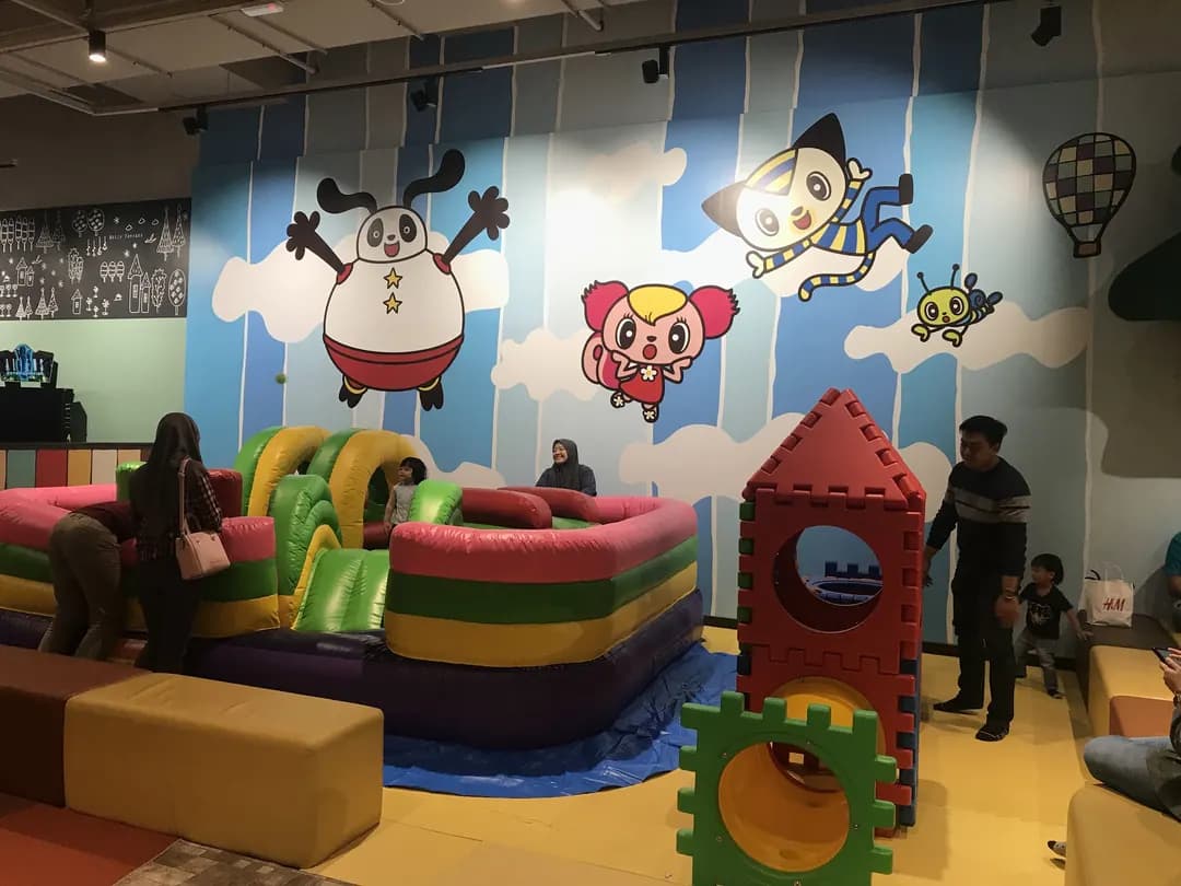 Molly Fantasy MyTOWN Shopping Centre photo 3