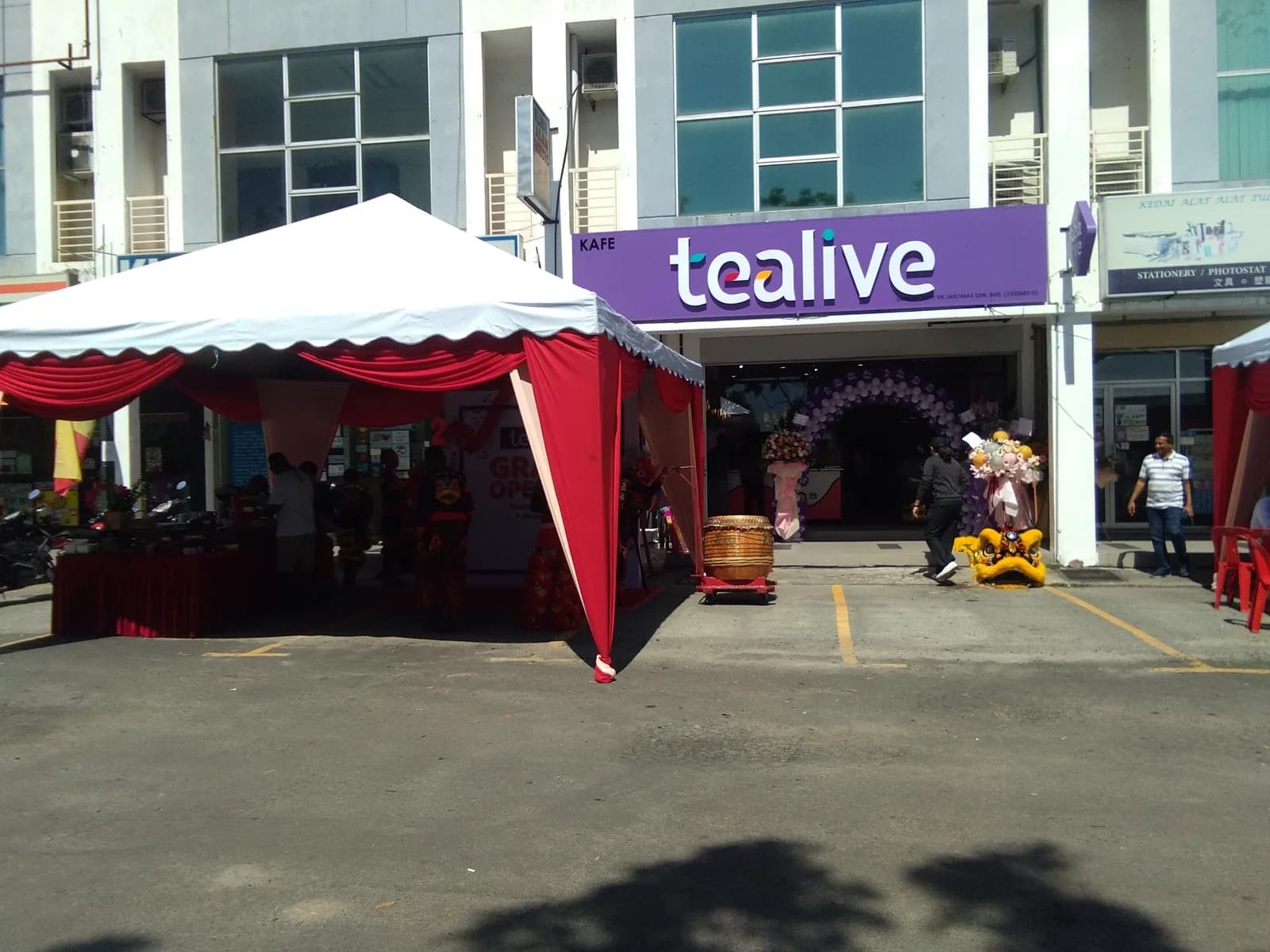 Tealive Taman Seri Jaromas, Jenjarom