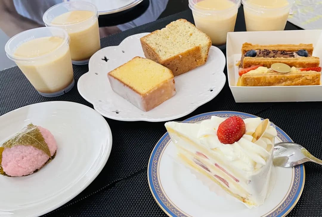 Fans Japanese Patisserie photo 3