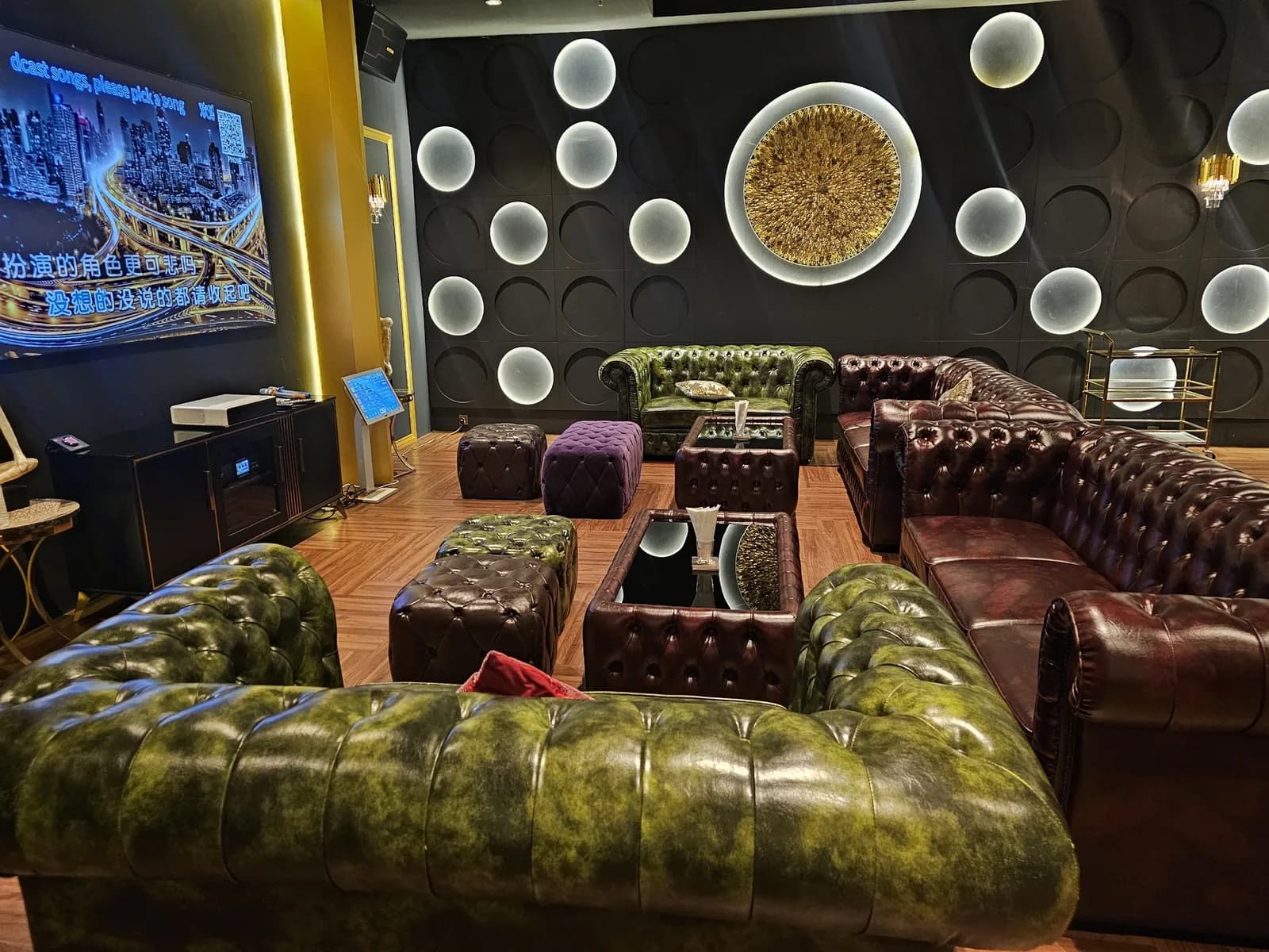 Netverk (Bar & Restaurant)