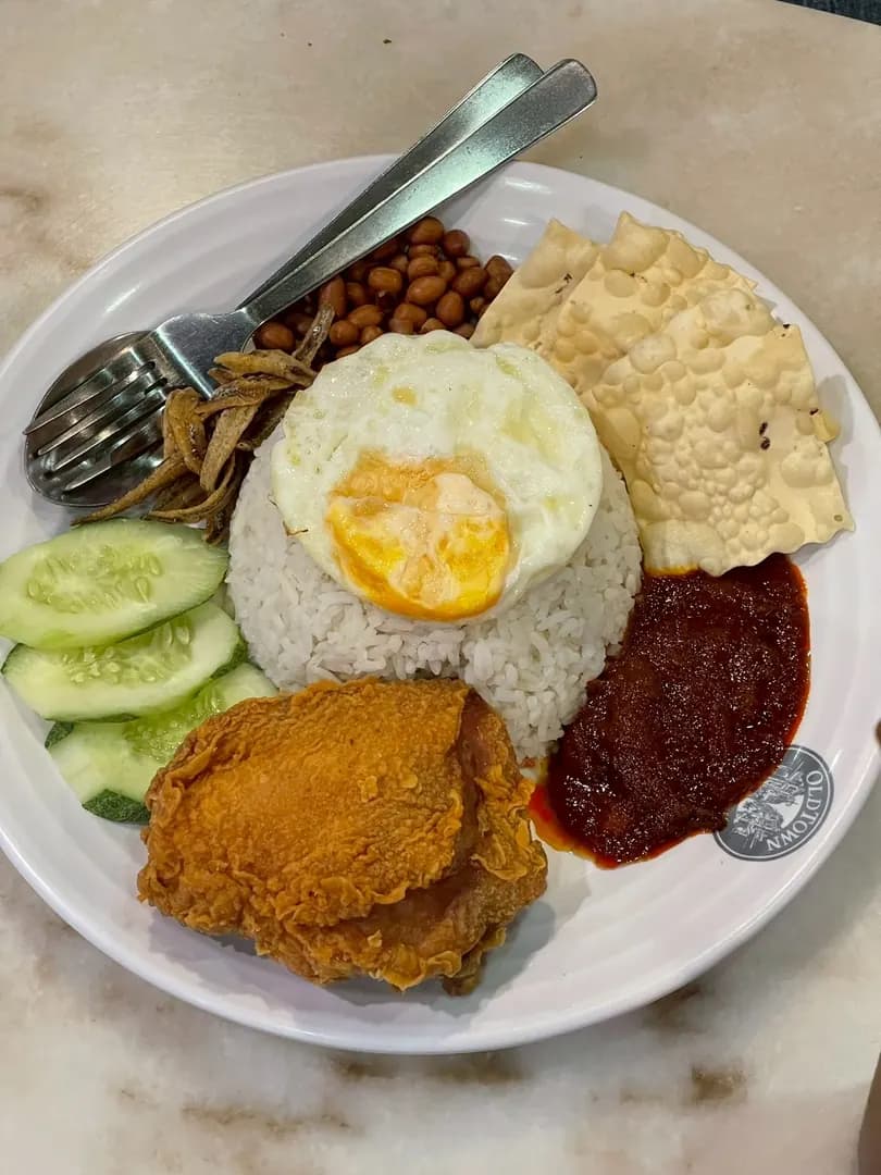 OldTown White Coffee @KLIA Terminal 2 Gate K photo 3