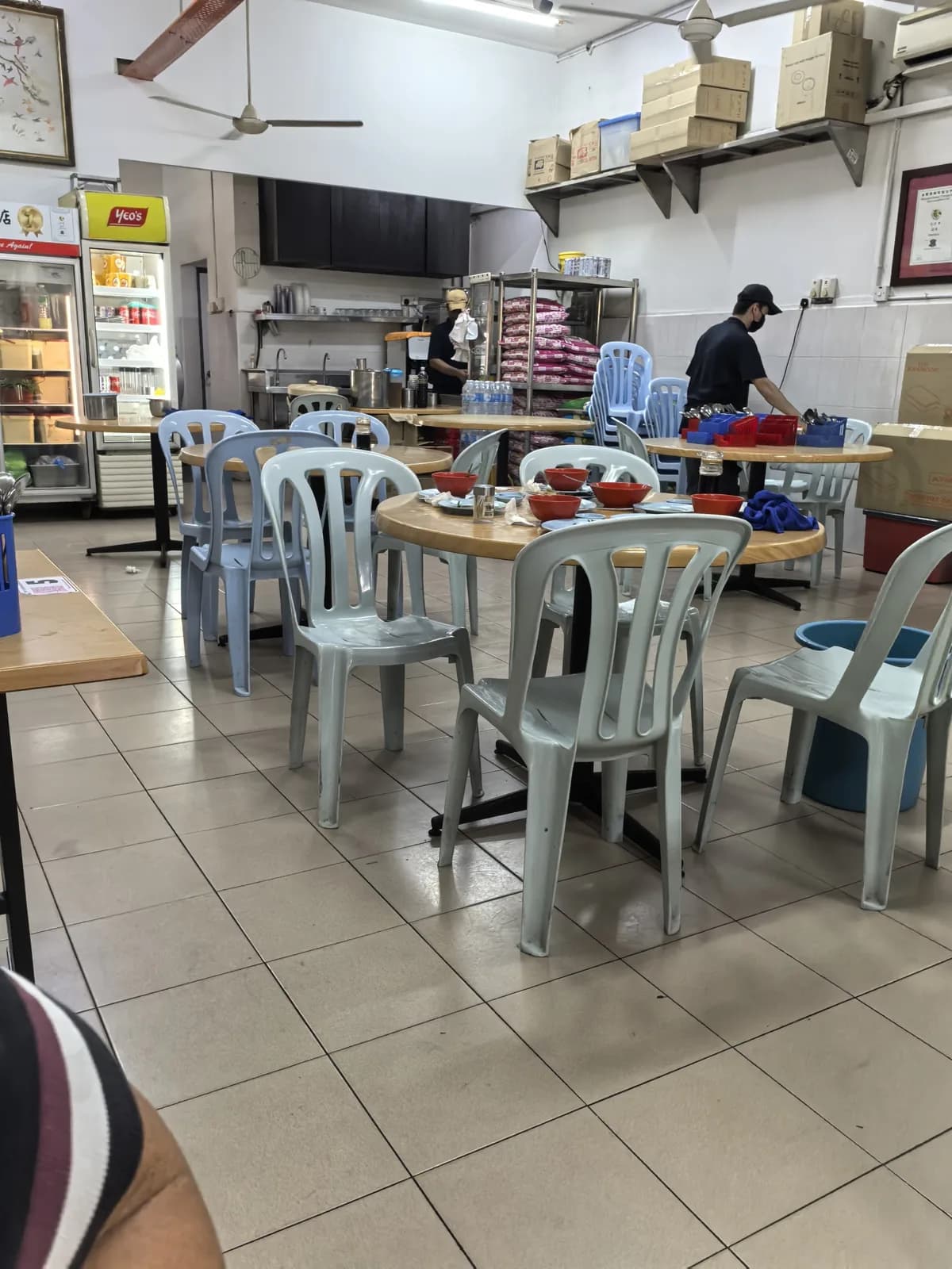 Tasty Chicken Rice Restaurant