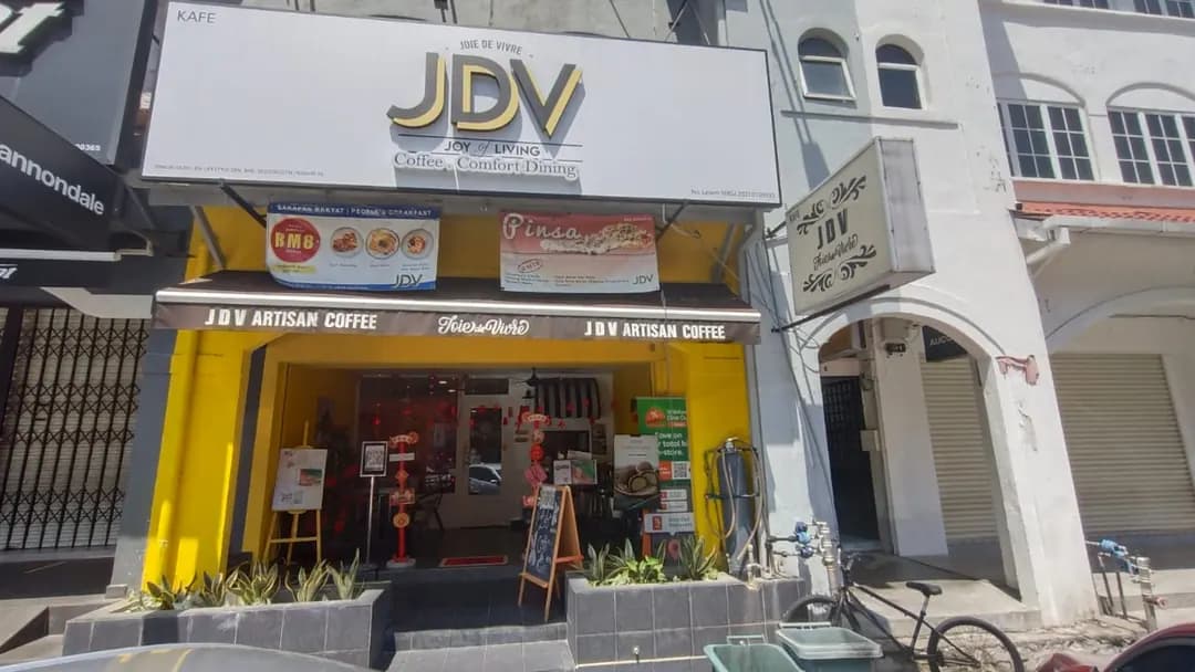 JDV Cafe photo 3