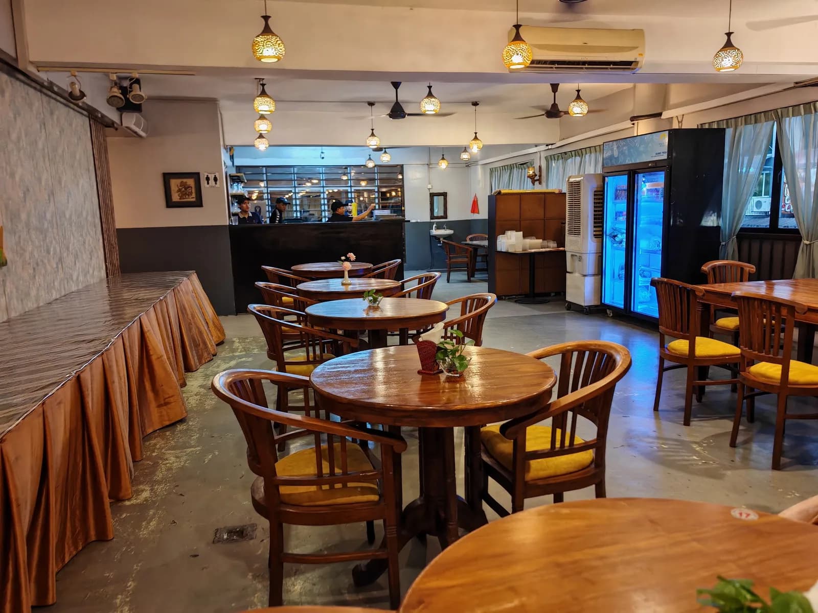 Restoran Anggrek Kuring Indonesia • Puchong