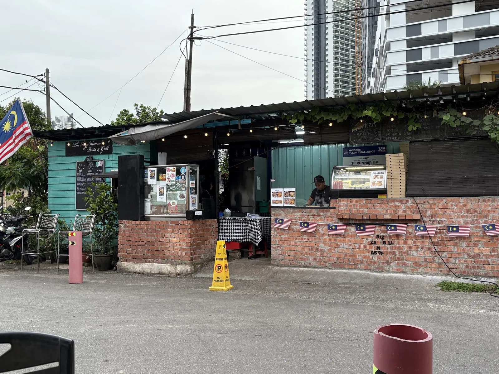 The Rizz Pasta, Grill & Pizza