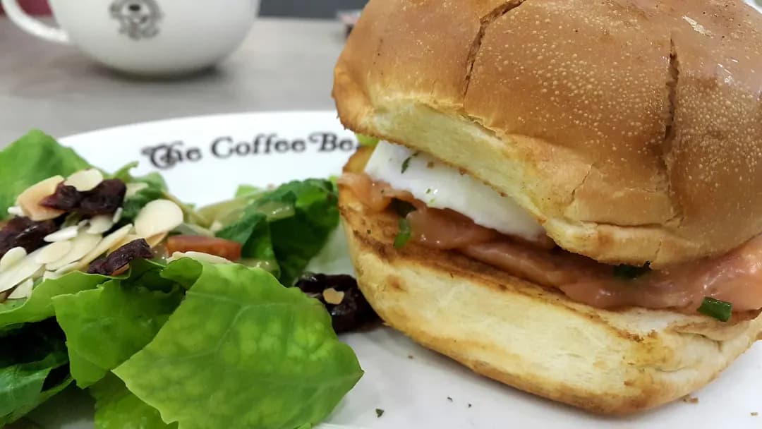 The Coffee Bean & Tea Leaf photo 3