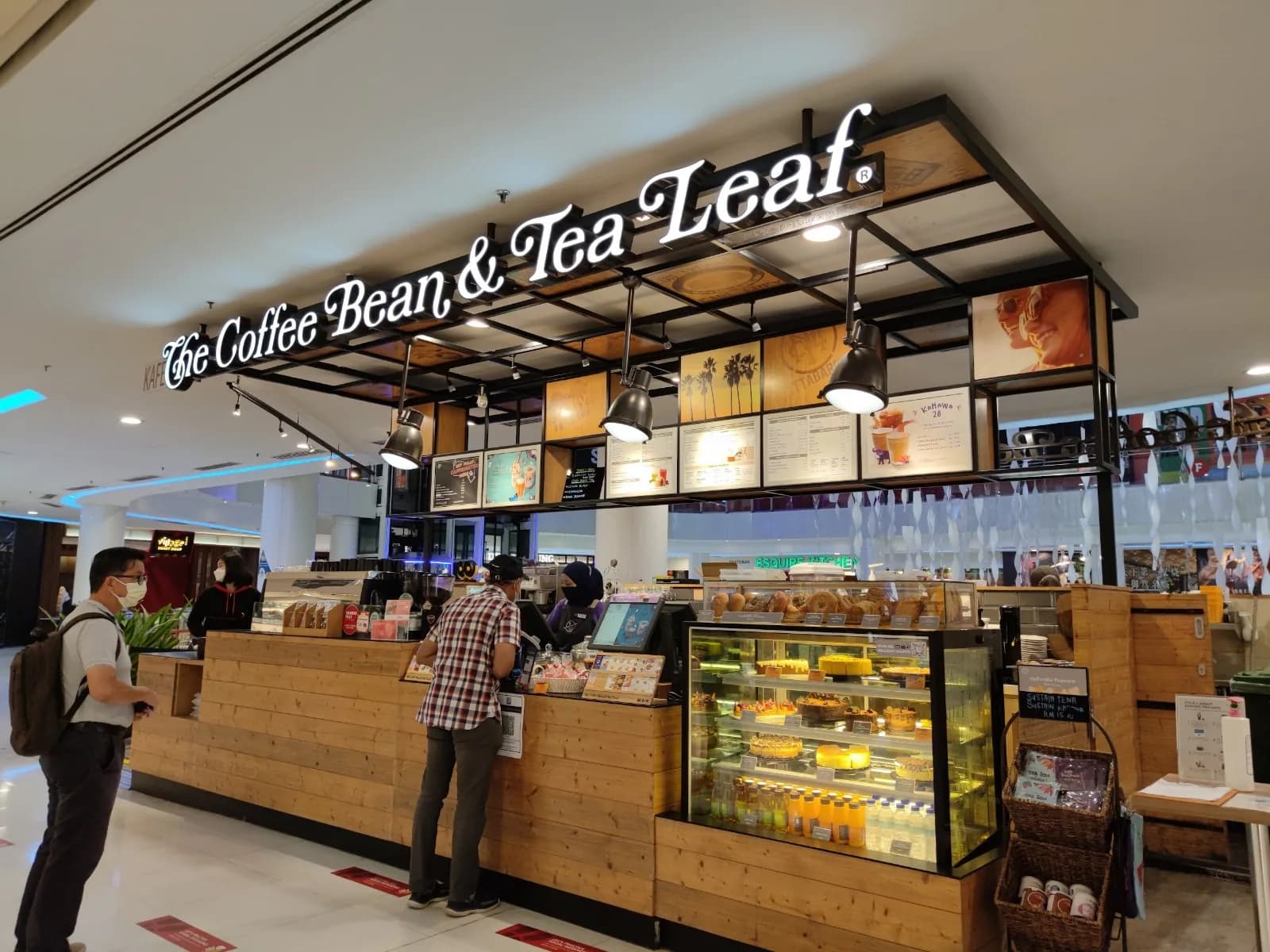 The Coffee Bean & Tea Leaf