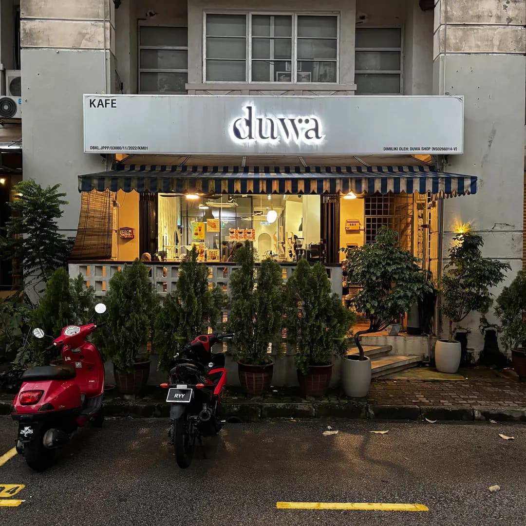 Duwa - Artisanal Bakery & Pizzeria photo 2