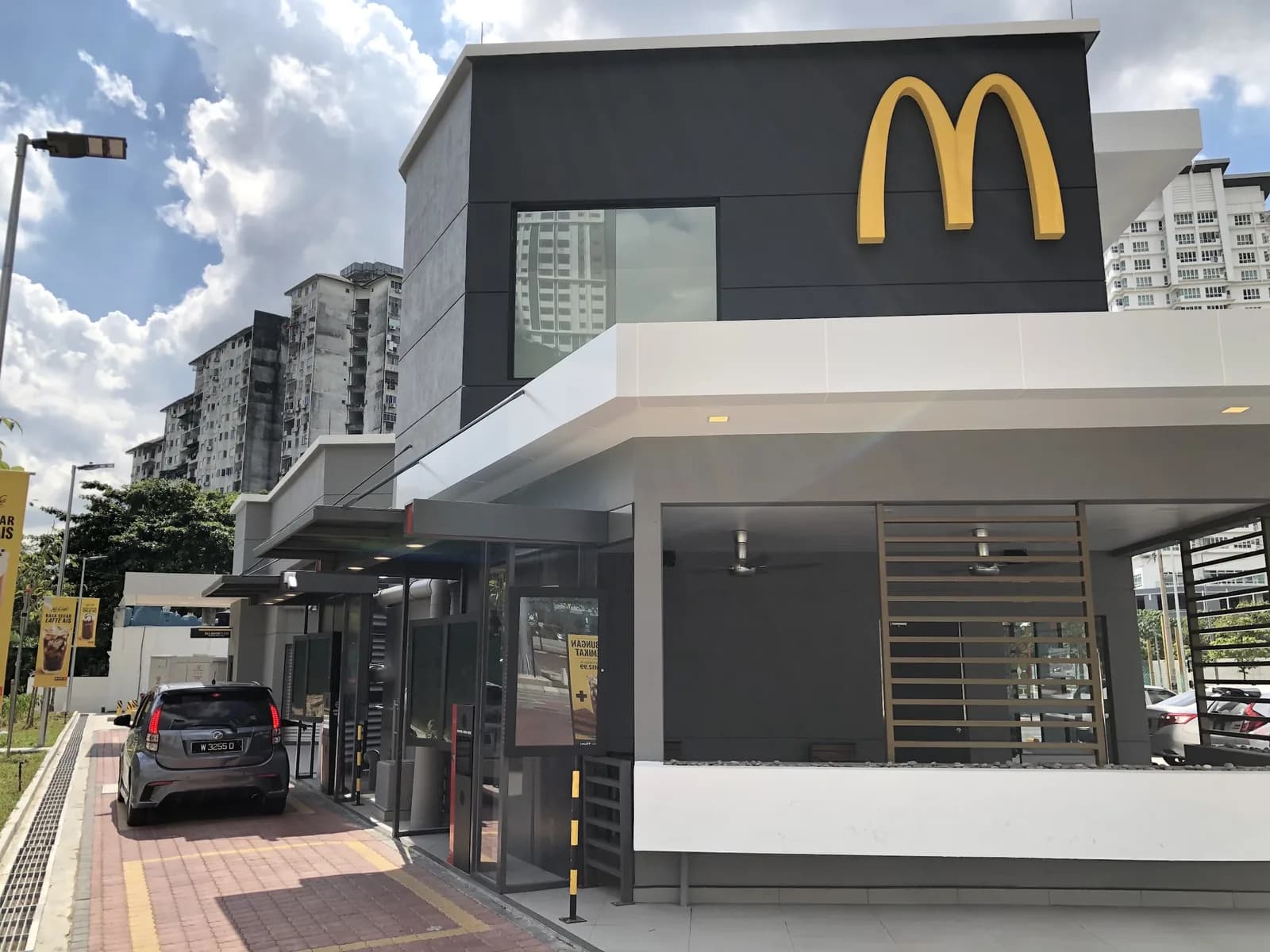 McDonald's Sentul UOA DT