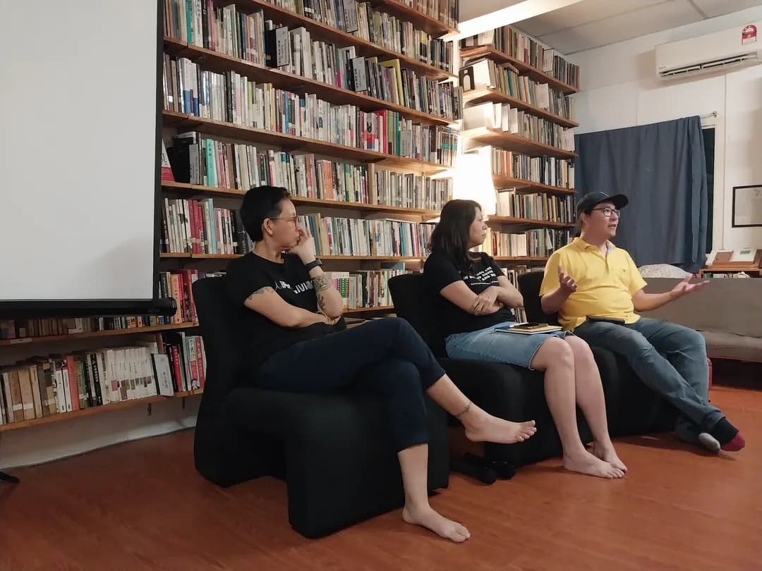Rumah Attap Library & Collective photo 2