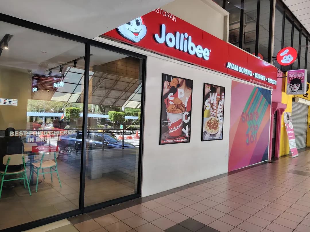 Jollibee PKNS Shah Alam photo 2