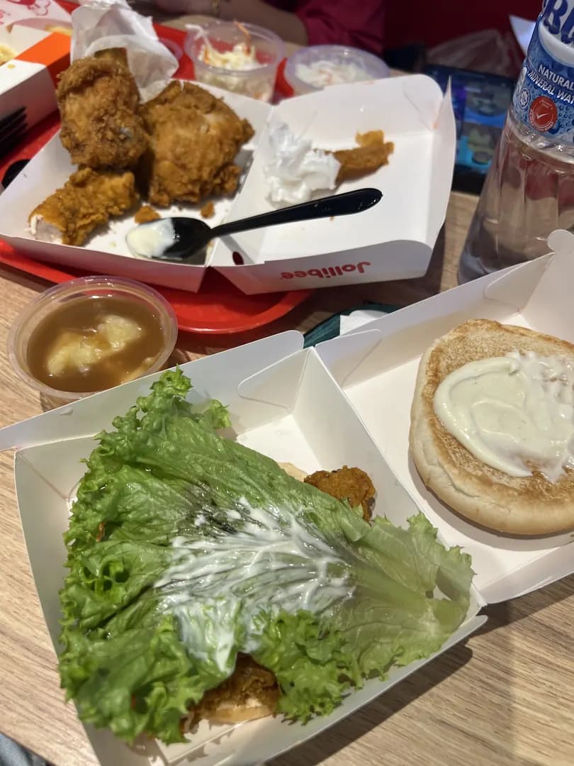 Jollibee PKNS Shah Alam photo 3