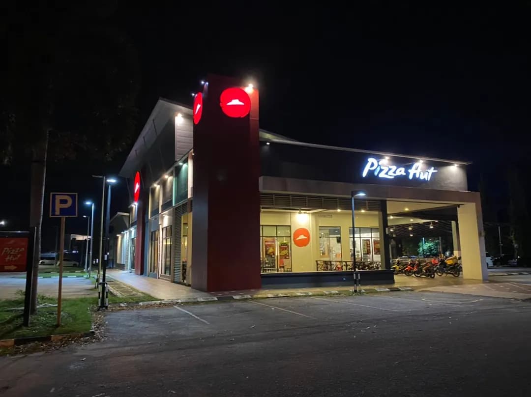Pizza Hut Restaurant Gunung Rapat photo 2