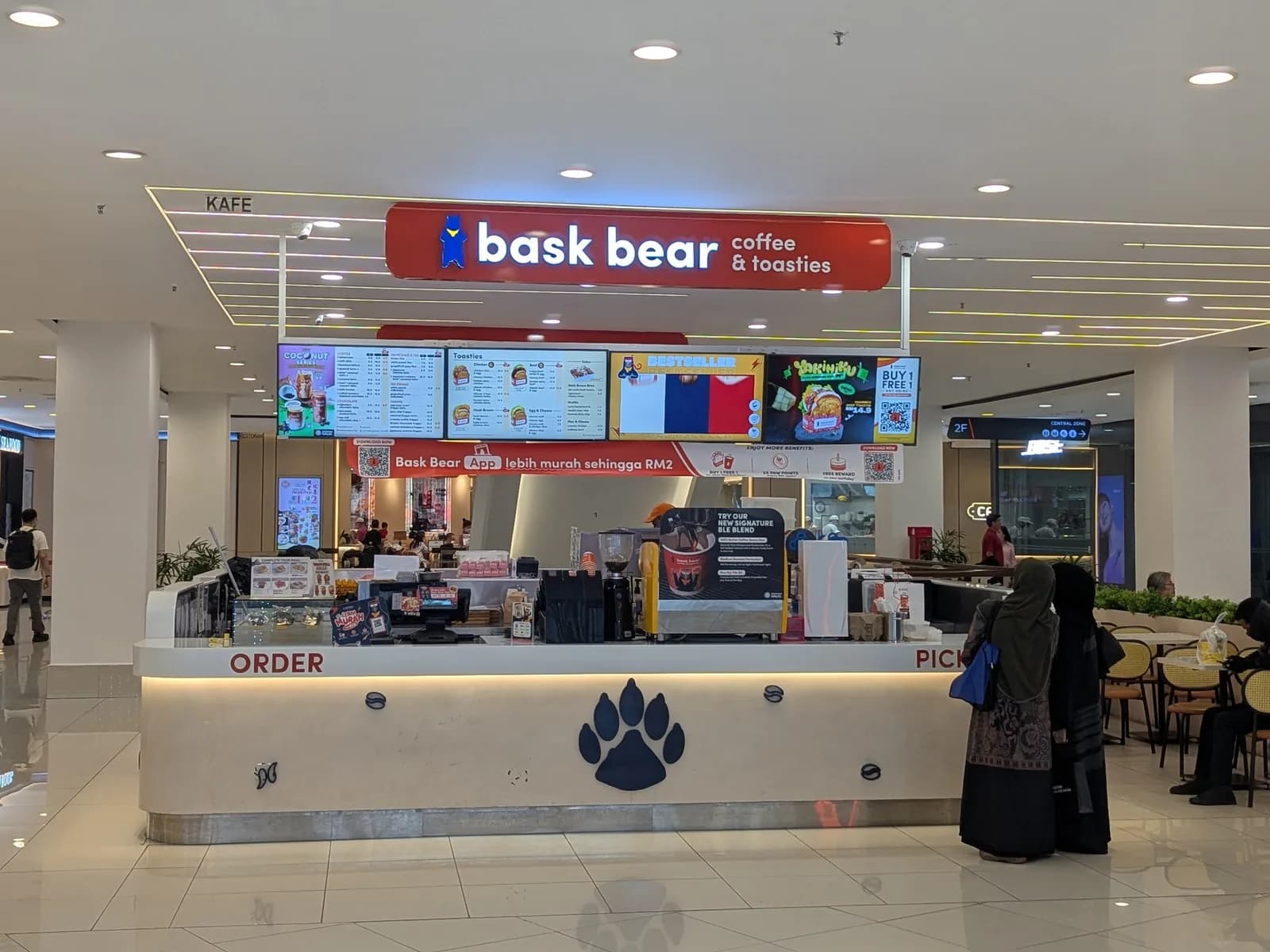Bask Bear Coffee Queensbay Mall