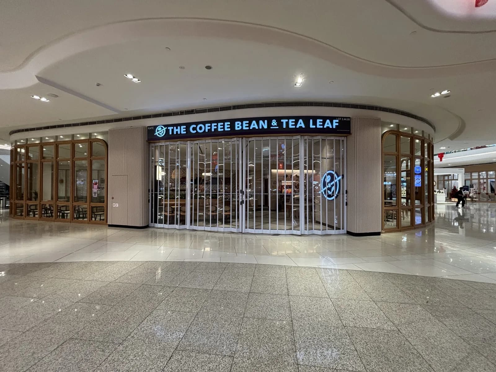 The Coffee Bean & Tea Leaf