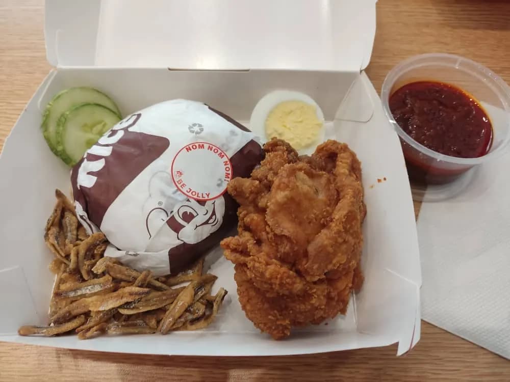 Jollibee (Lakefields Sungai Besi) photo 2